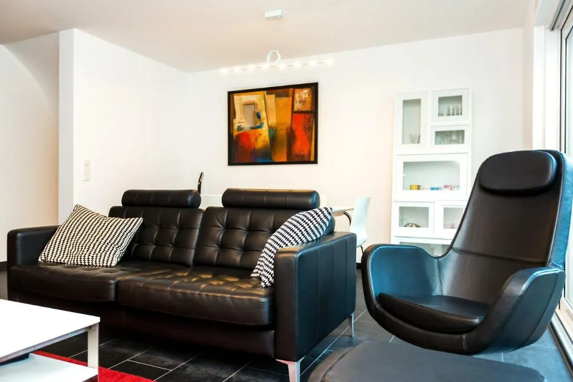 Homestay House In Cologne Apartment