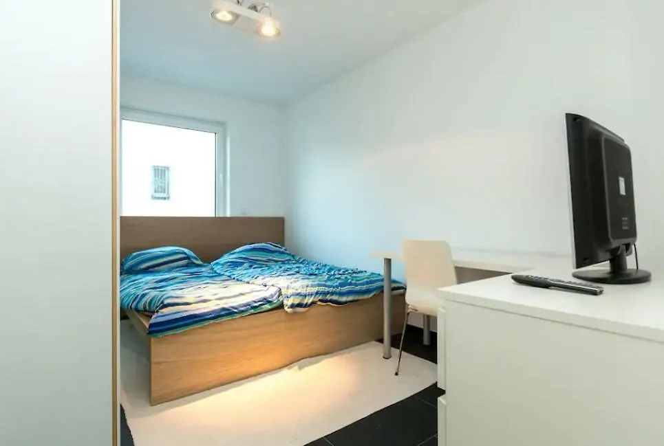 House In Cologne Apartment Homestay